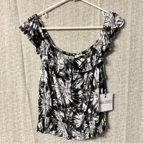 BOWS&SPIKES NWT Sleeveless Off-the-Shoulder Top - Picture 1 of 7